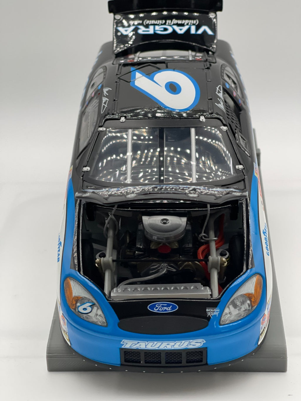 Mark Martin #6 Viagra 2003 Taurus Team Caliber Owners Series 1:24 NASCAR