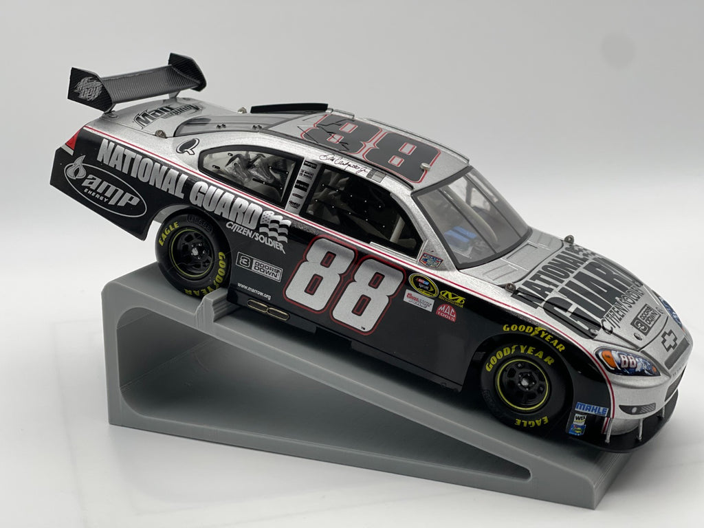 Dale Earnhardt Jr. #88 National Guard Citizen Soldier 2008 Impala SS 1:24 - original photograph 5