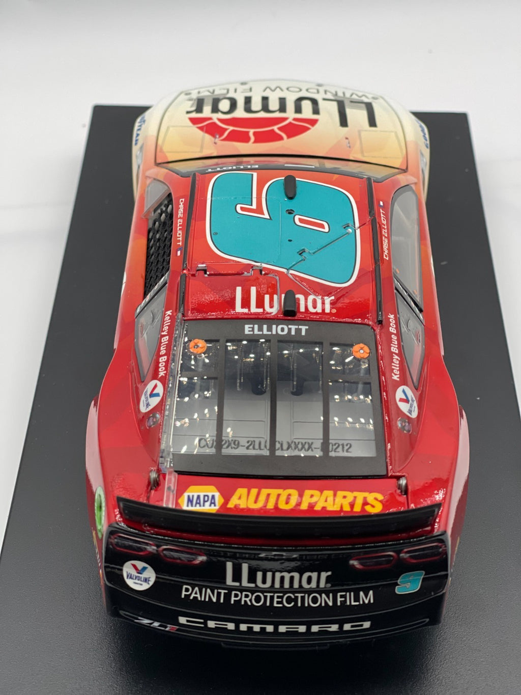 Chase Elliott #9 Llumar 2022 Camaro ZL1 ELITE 1:24 1/241 DIN 212