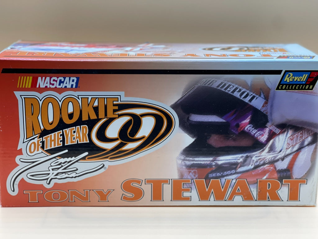 Tony Stewart #20 Home Depot 2000 Rookie of the Year Pontiac Revell 1:18 - original photograph 10