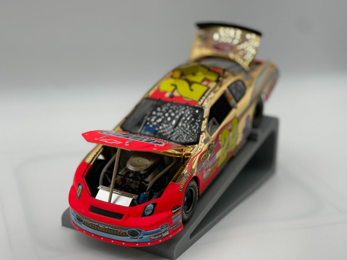 Jeff Gordon #24 DuPont '57 Chevy 2007 Monte Carlo SS Gold 1:24 1/108 DIN 53