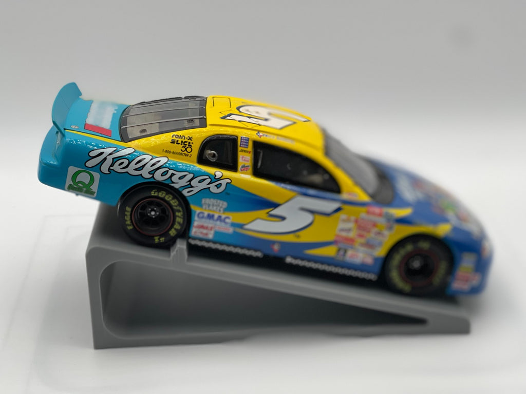 Terry Labonte #5 Kellogg’s NASCAR Racers 1999 Monte Carlo ELITE 1:24 1/2500