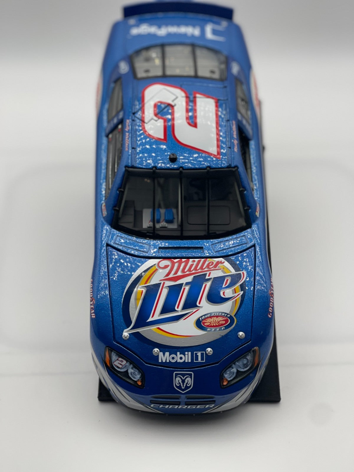 Rusty Wallace #2 Miller Lite Hometown Edition 2005 Charger 1:24 NASCAR Diecast - original photograph 3