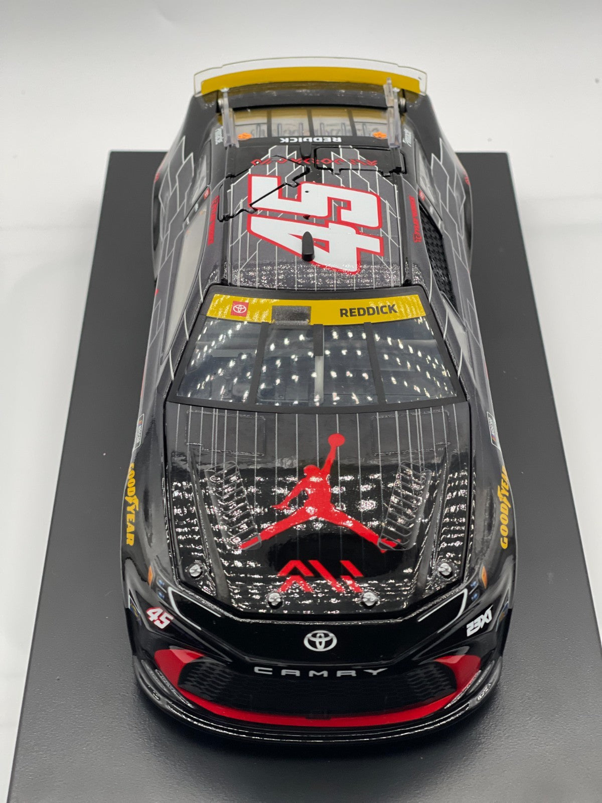 Tyler Reddick #45 Jordan Brand AJ40 2025 Camry ELITE 1:24 1/155 DIN 113