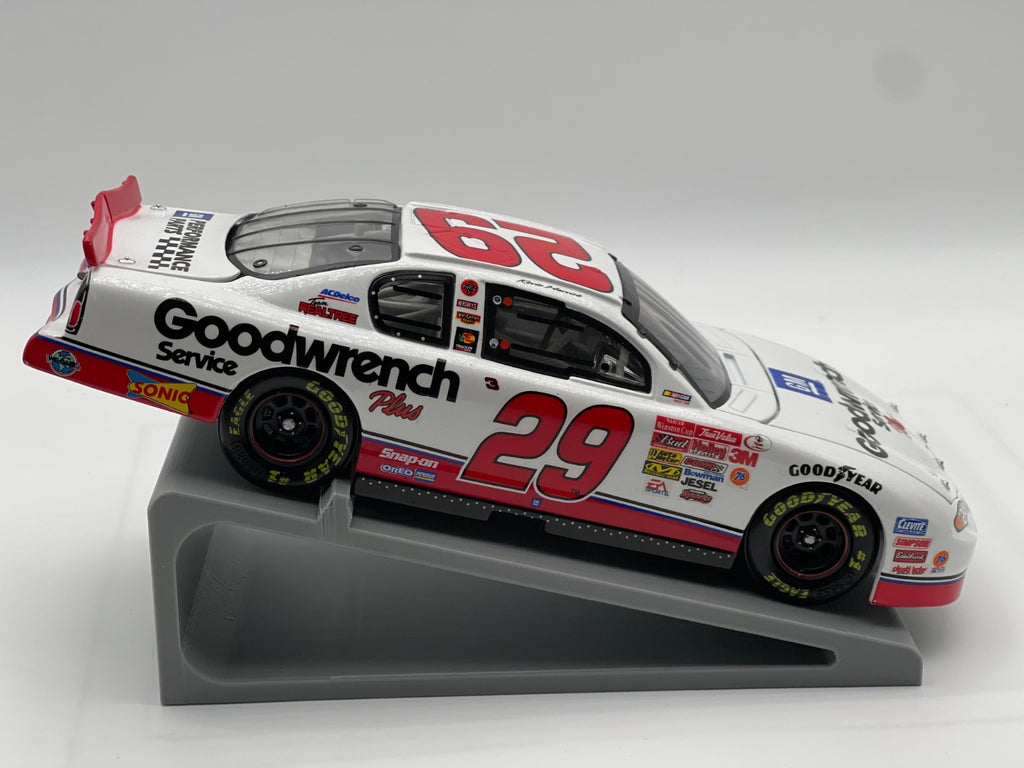 Kevin Harvick #29 GM Goodwrench 2001 Rookie of the Year Monte Carlo 1:24 NASCAR - original photograph 6