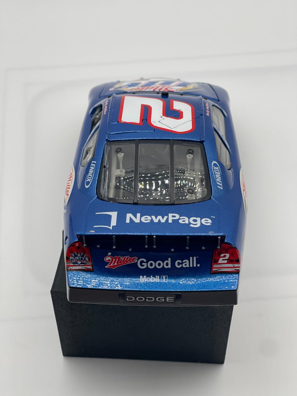 Rusty Wallace #2 Miller Lite Hometown Edition 2005 Charger 1:24 NASCAR Diecast - original photograph 6