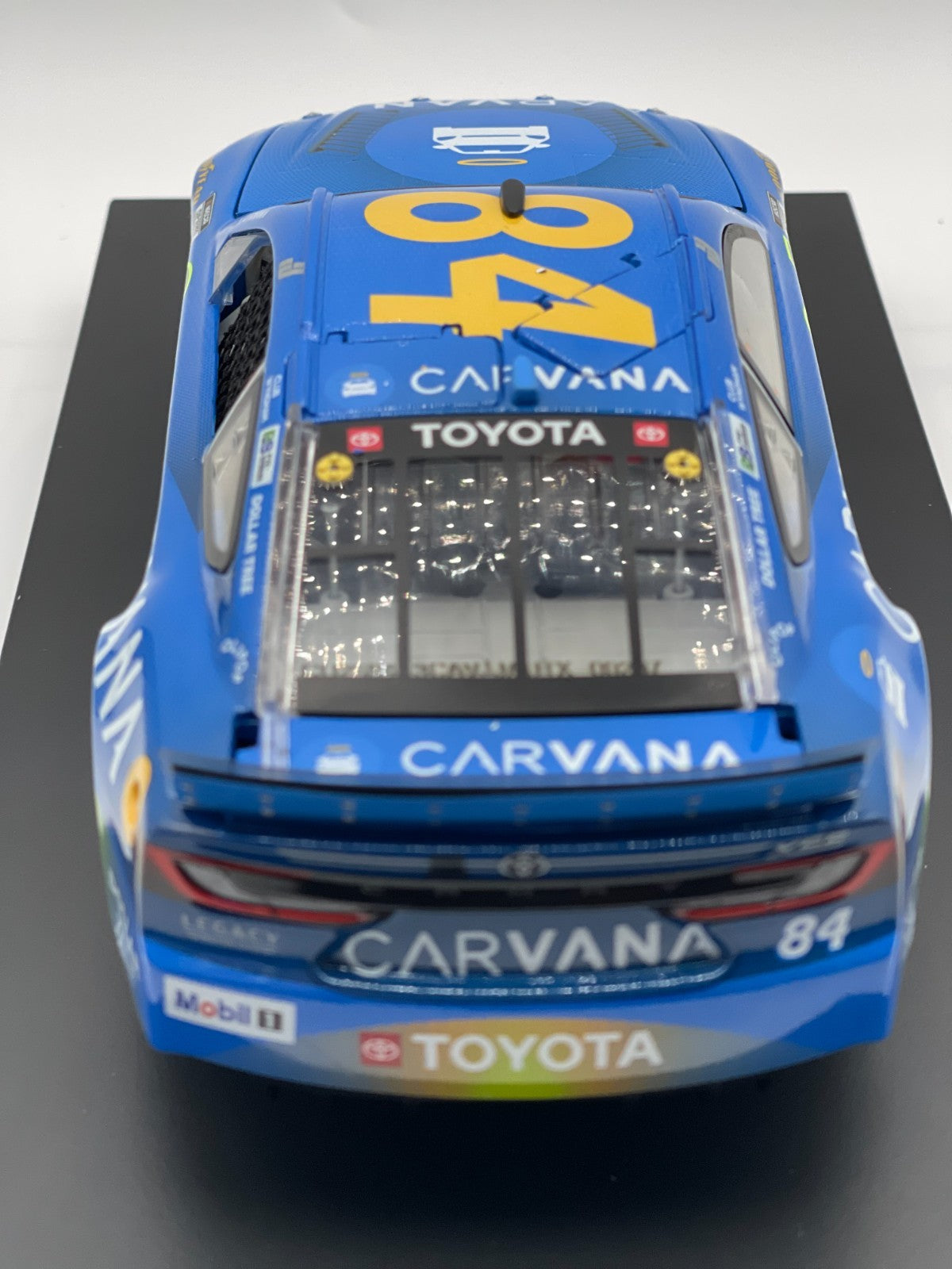 Jimmie Johnson #84 Carvana 2026 Camry Autographed 1:24 NASCAR 1/264 DIN 207
