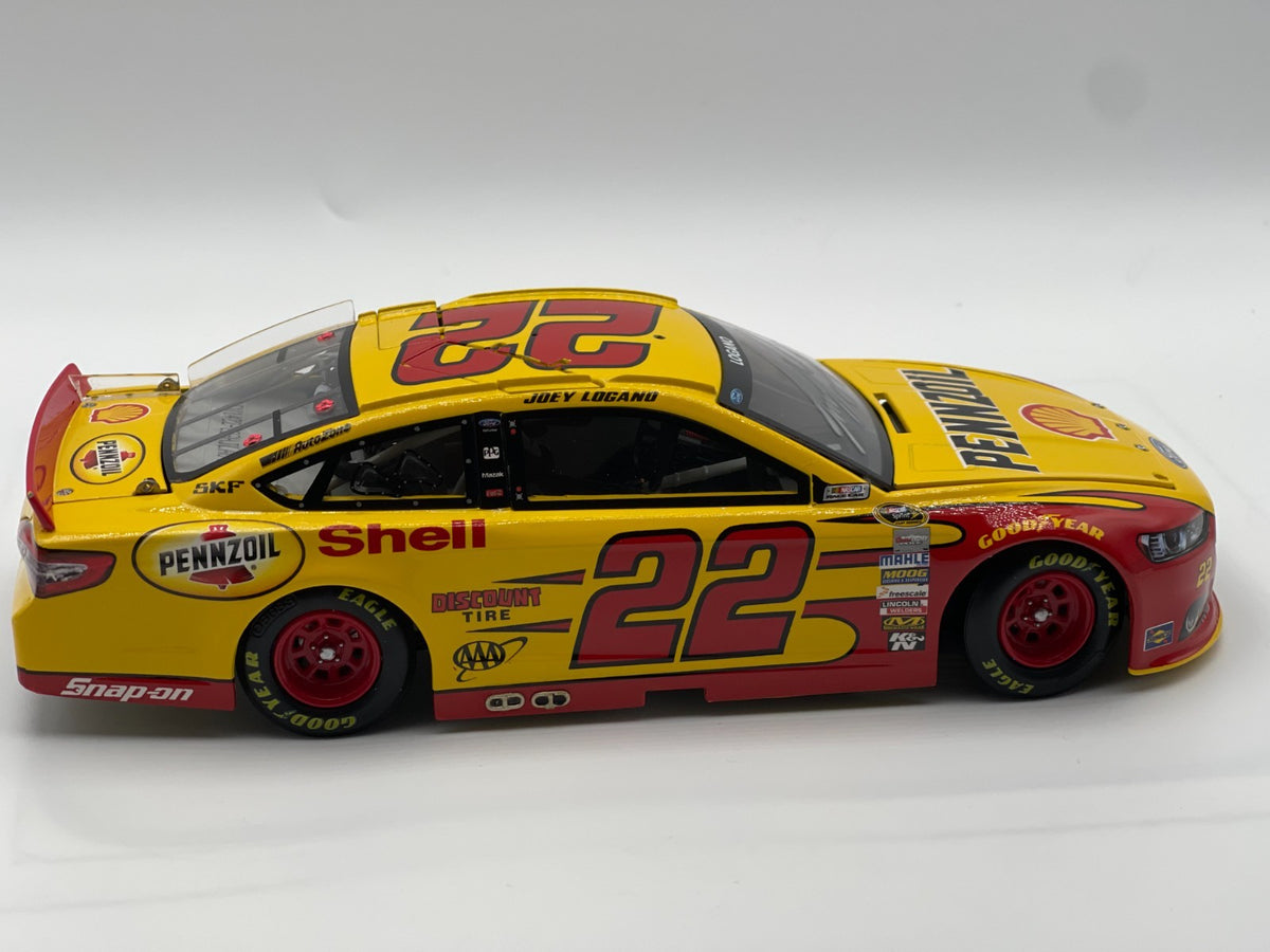Joey Logano #22 Shell 2014 Fusion ELITE Auto 1:24 1/100 DIN 53 **READ**