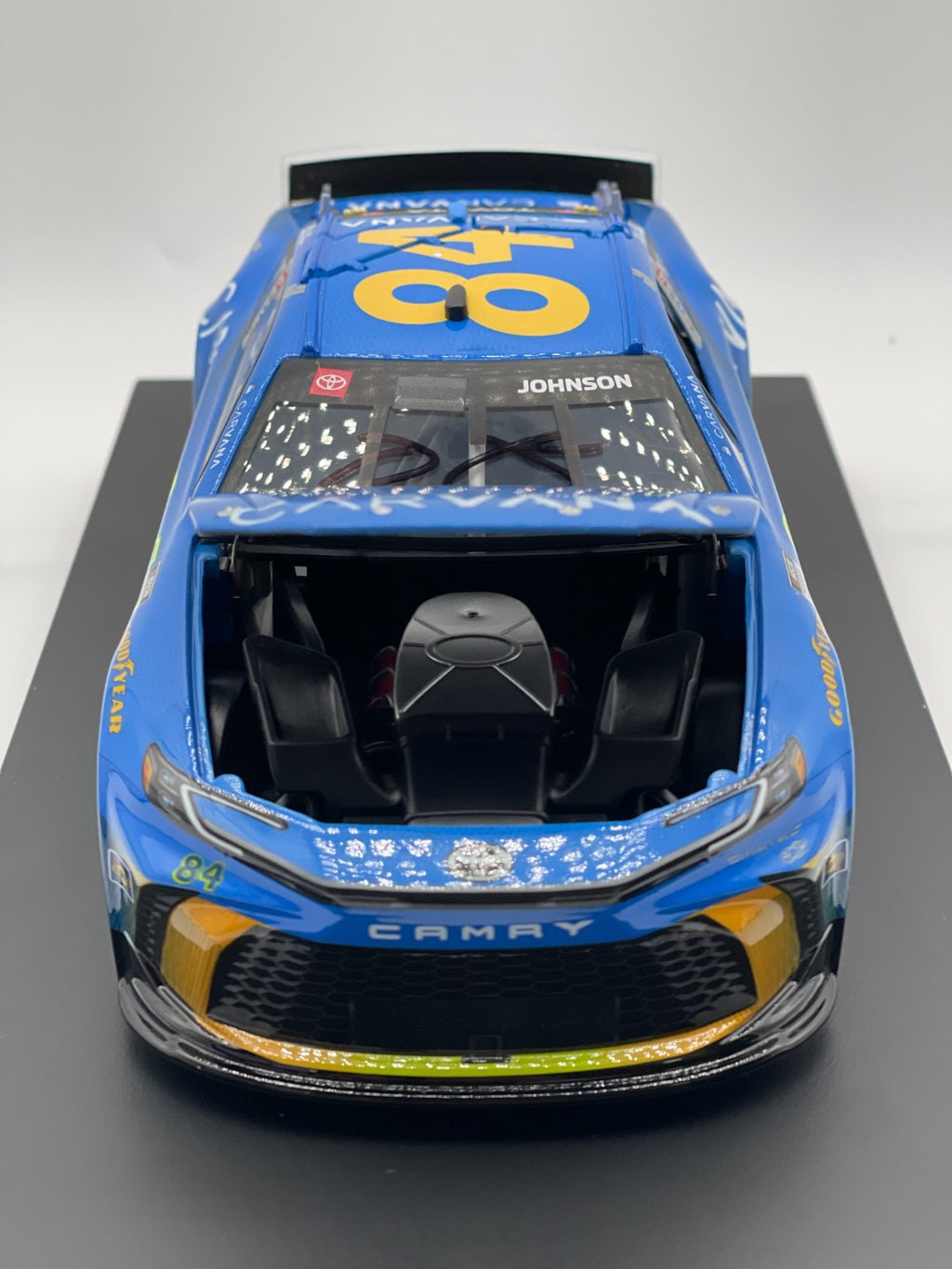 Jimmie Johnson #84 Carvana 2026 Camry Autographed 1:24 NASCAR 1/264 DIN 207