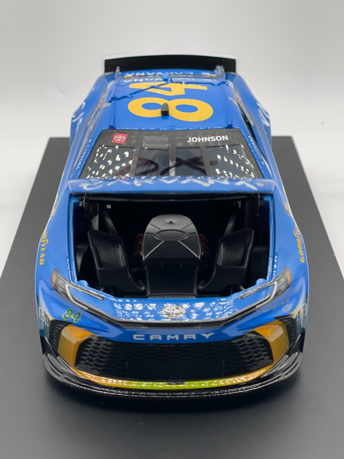Jimmie Johnson #84 Carvana 2026 Camry Autographed 1:24 NASCAR 1/264 DIN 207