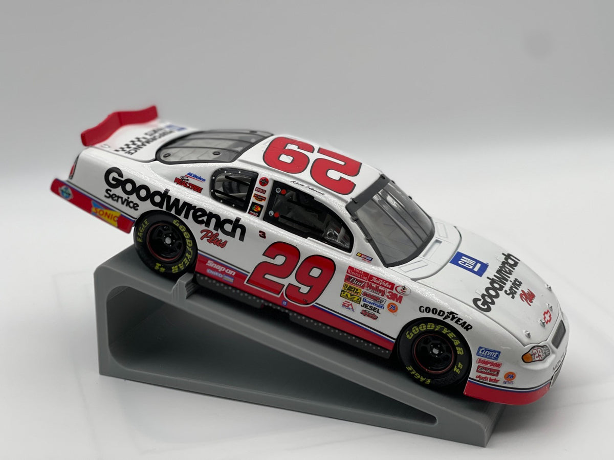 Kevin Harvick #29 GM Goodwrench 2001 Rookie of the Year Monte Carlo 1:24 NASCAR - original photograph 5