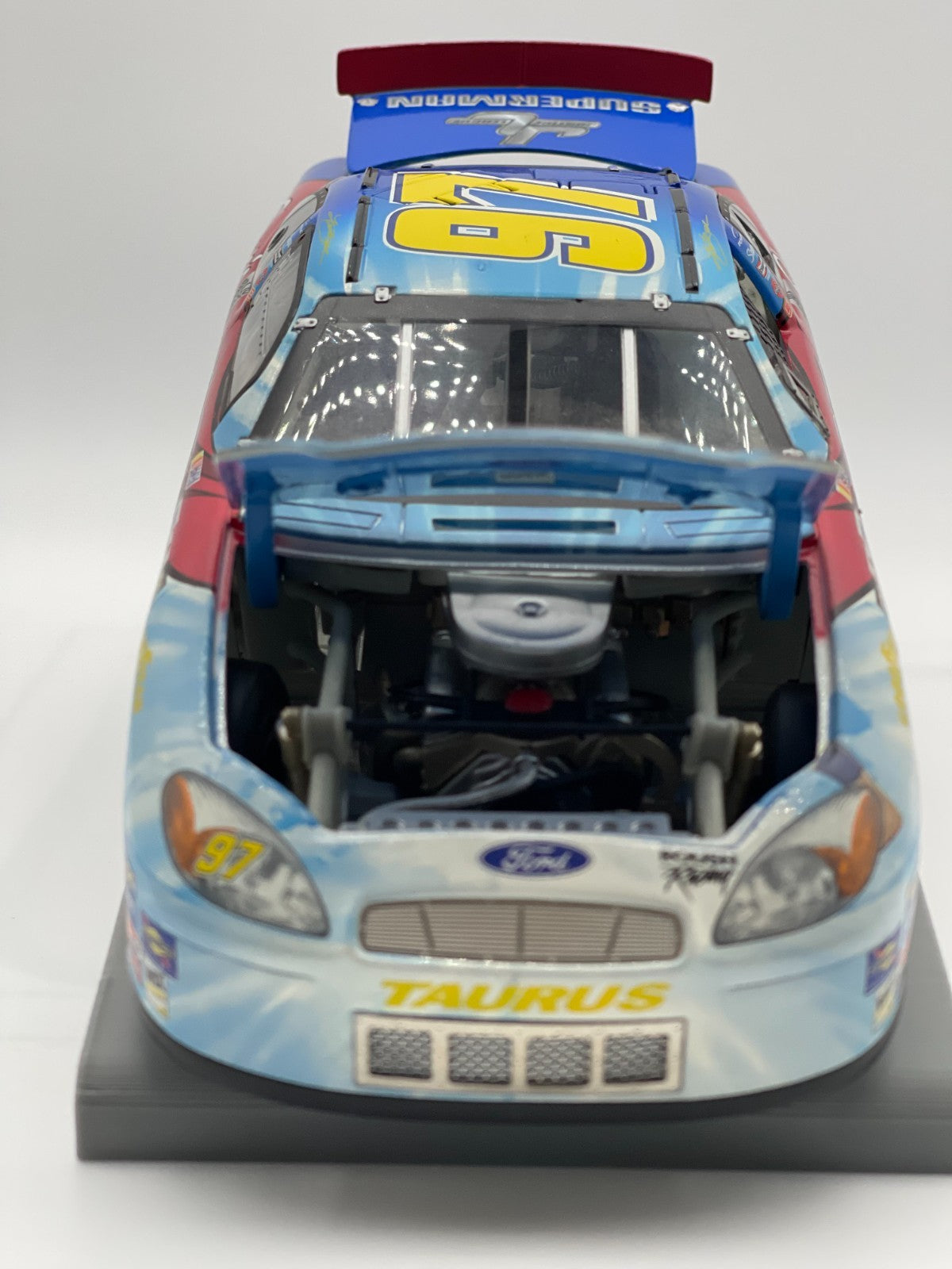 Kurt Busch #97 Superman/Justice League/Sharpie 2004 Taurus Team Caliber 1/7560