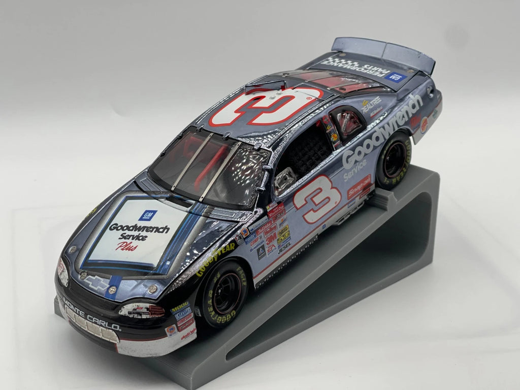 Dale Earnhardt #3 Last Lap of the Century 1999 ELITE Color Chrome 1:24 - original photograph 3