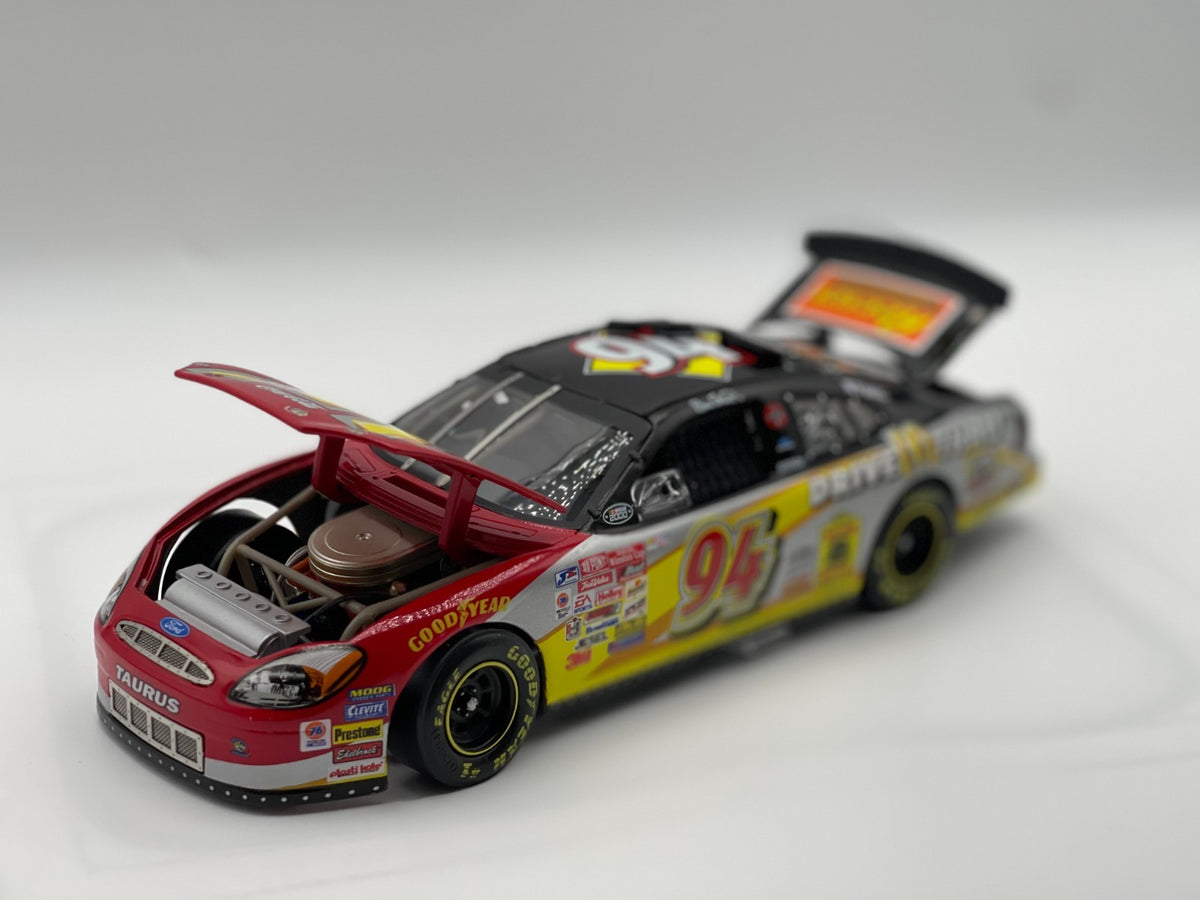 Bill Elliott #94 McDonald's 25th Anniversary 2000 Taurus ELITE 1:24 1/2508