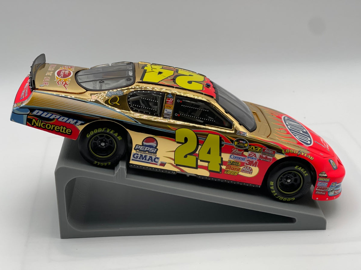 Jeff Gordon #24 DuPont '57 Chevy 2007 Monte Carlo SS Gold 1:24 1/108 DIN 53