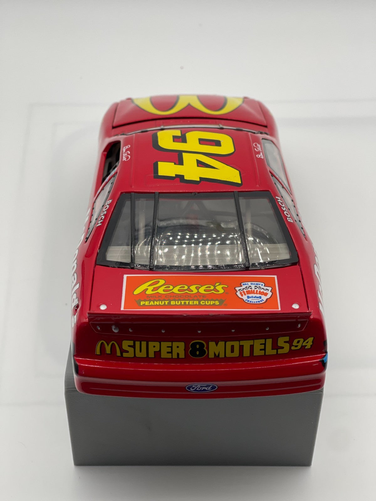 Bill Elliott #94 McDonald's 1997 Thunderbird 1:24 NASCAR Diecast 1/3500