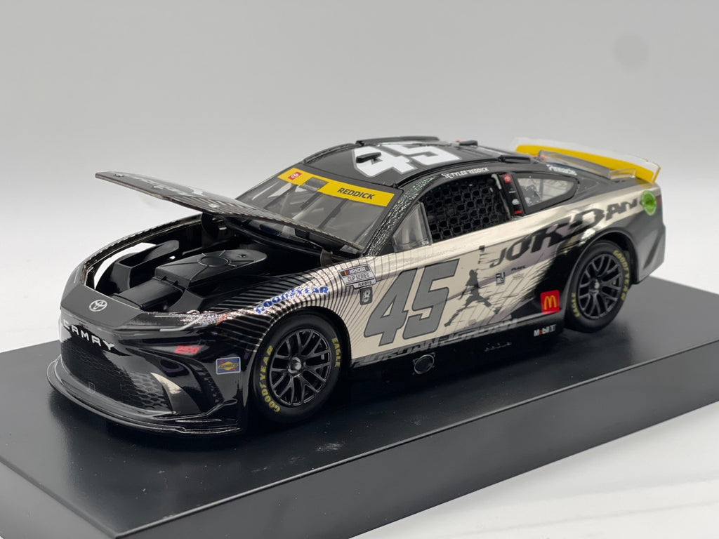 Tyler Reddick #45 Jordan Brand Black 2024 Camry Color Chrome 1:24 1/120 DIN 17 - original photograph 2