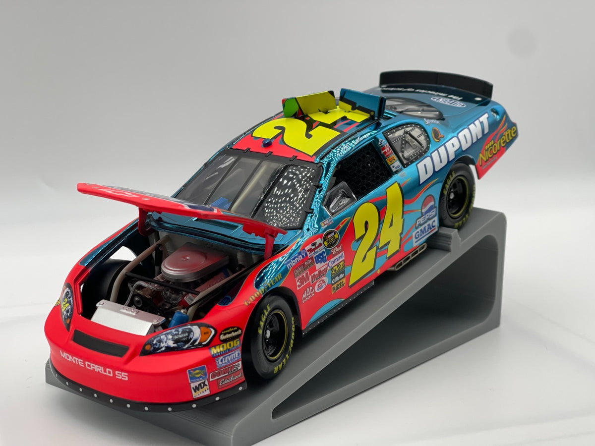 Jeff Gordon #24 DuPont 2006 Monte Carlo Club Car Color Chrome 1:24 1/288 DIN 94