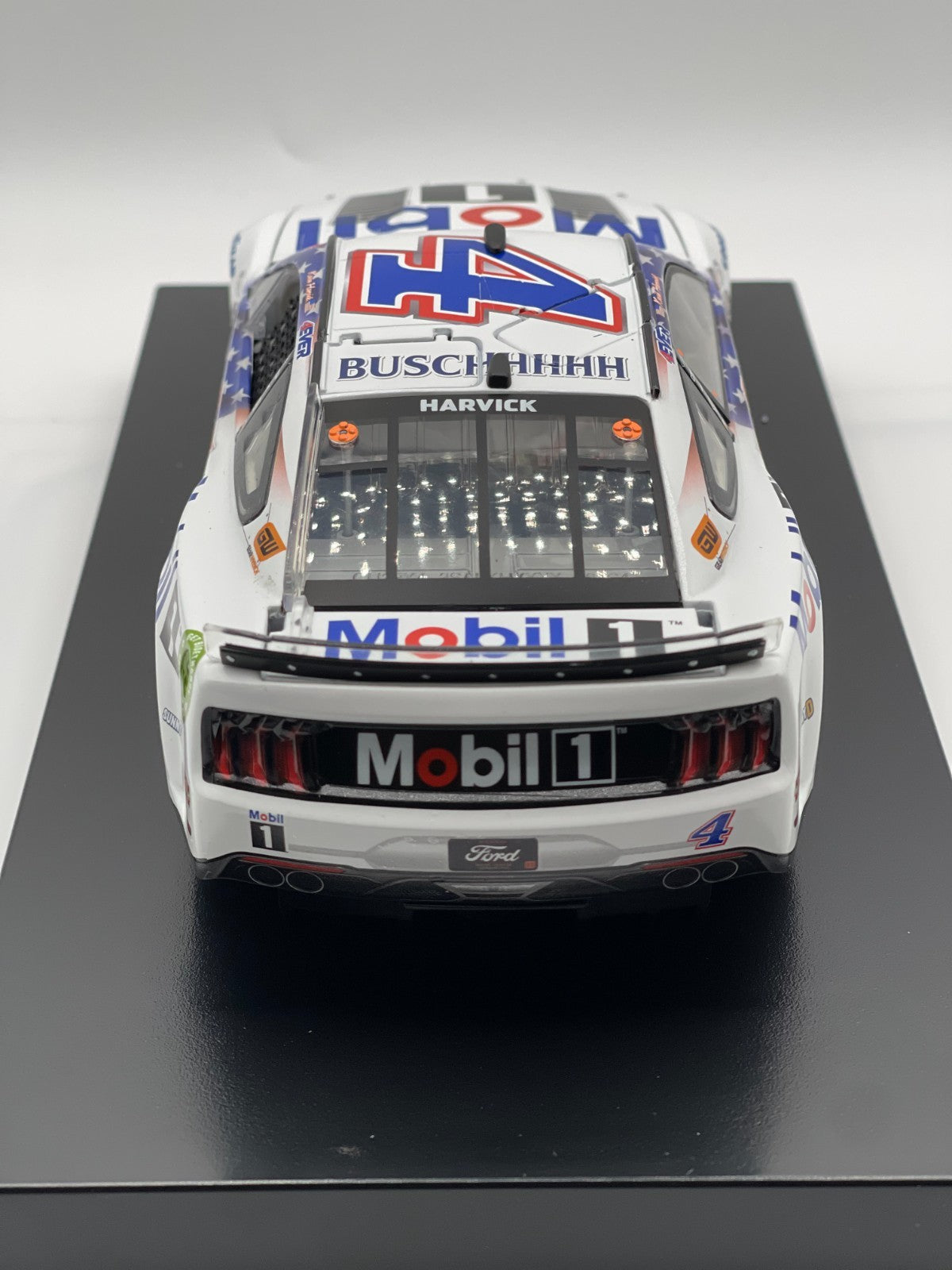Kevin Harvick #4 Mobil 1 Salutes 2023 Mustang 1:24 NASCAR 1/504 DIN 64