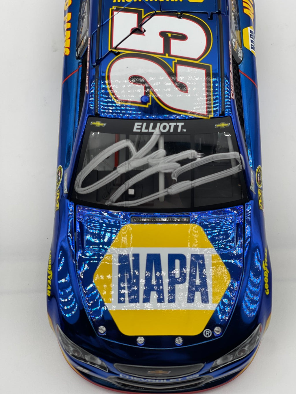 Chase Elliott #25 NAPA 2015 SS Color Chrome Auto 1:24 NASCAR Diecast