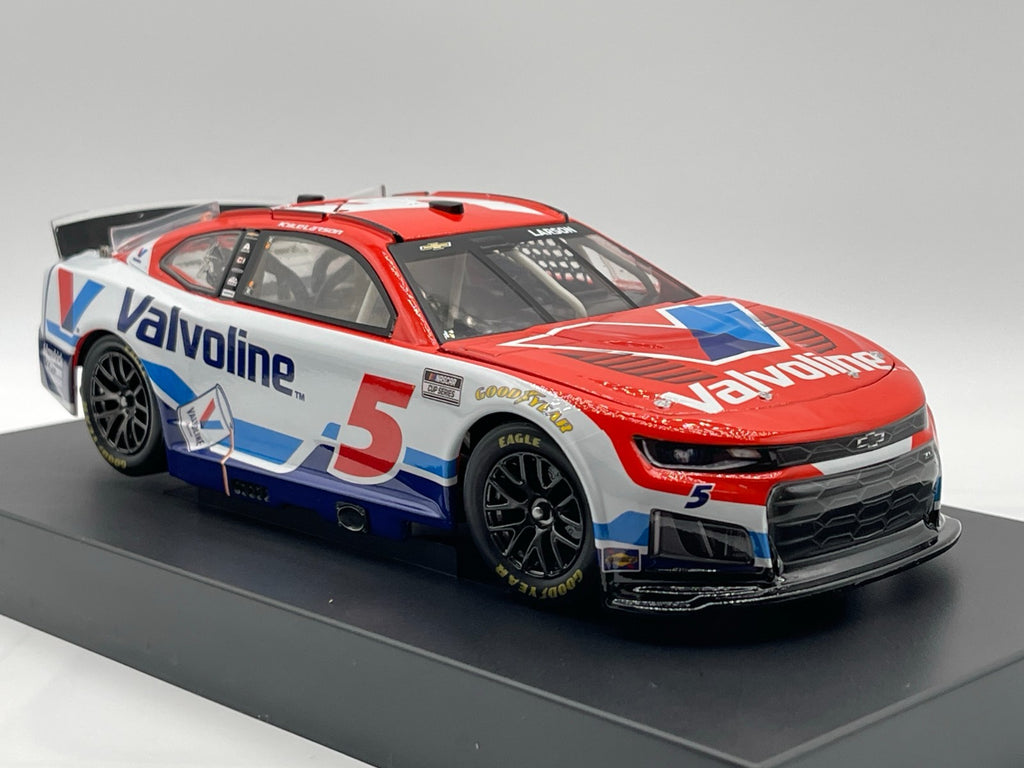 Kyle Larson #5 Valvoline 2026 Chevrolet ELITE 1:24 1/168 DIN 51 NASCAR Diecast