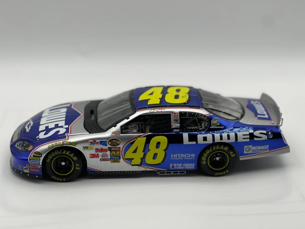 Jimmie Johnson #48 Lowe's 2005 Monte Carlo ELITE Color Chrome 1/288 DIN 52 - original photograph 2