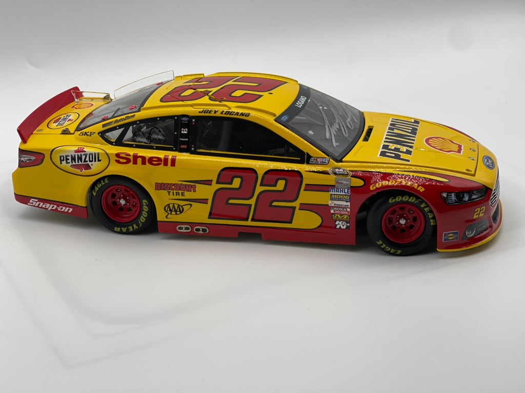 Joey Logano #22 Shell 2014 Fusion ELITE Auto 1:24 1/100 DIN 53 **READ**