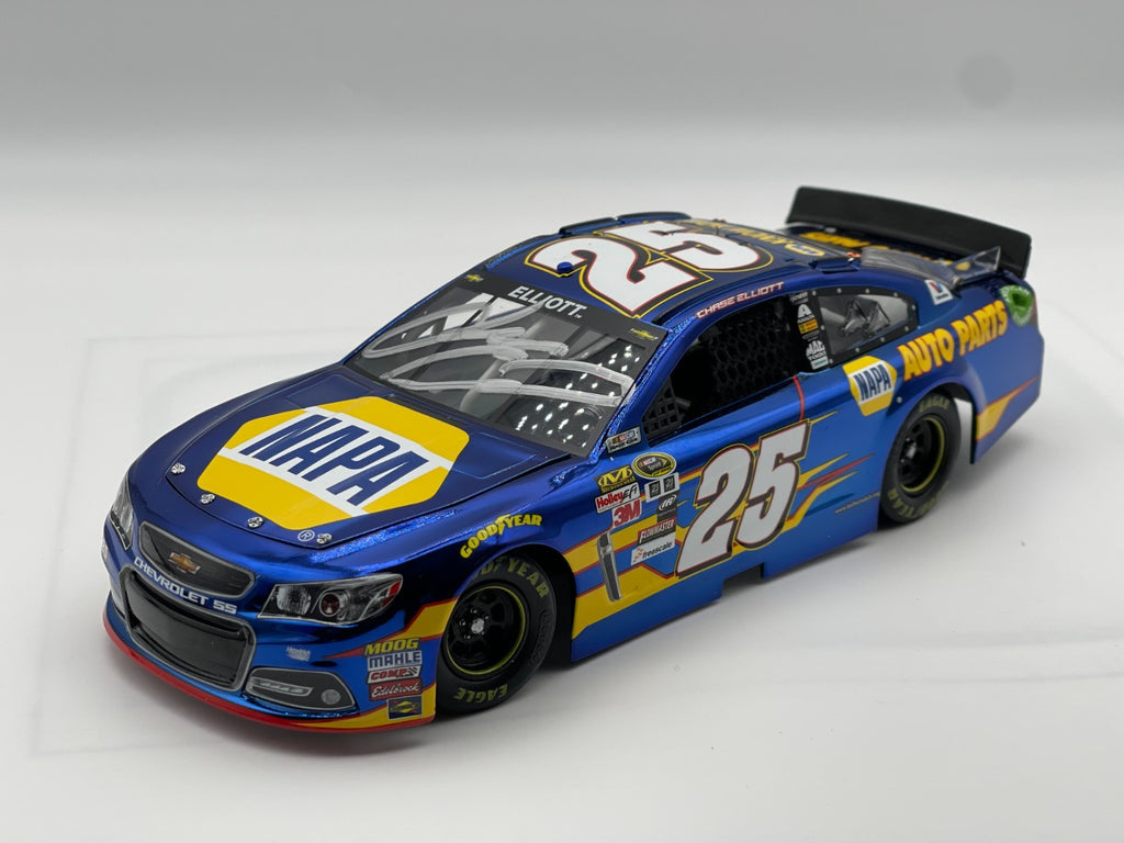 Chase Elliott #25 NAPA 2015 SS Color Chrome Auto 1:24 NASCAR Diecast