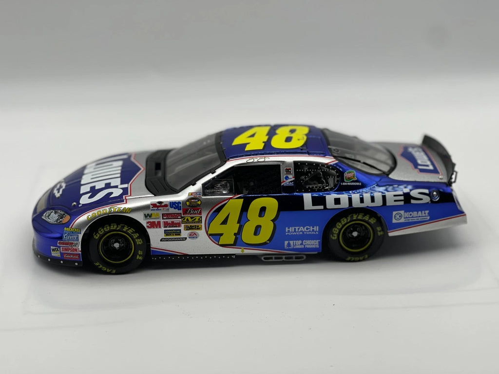Jimmie Johnson #48 Lowe's 2004 Monte Carlo ELITE Color Chrome 1/480 DIN 327 - original photograph 2