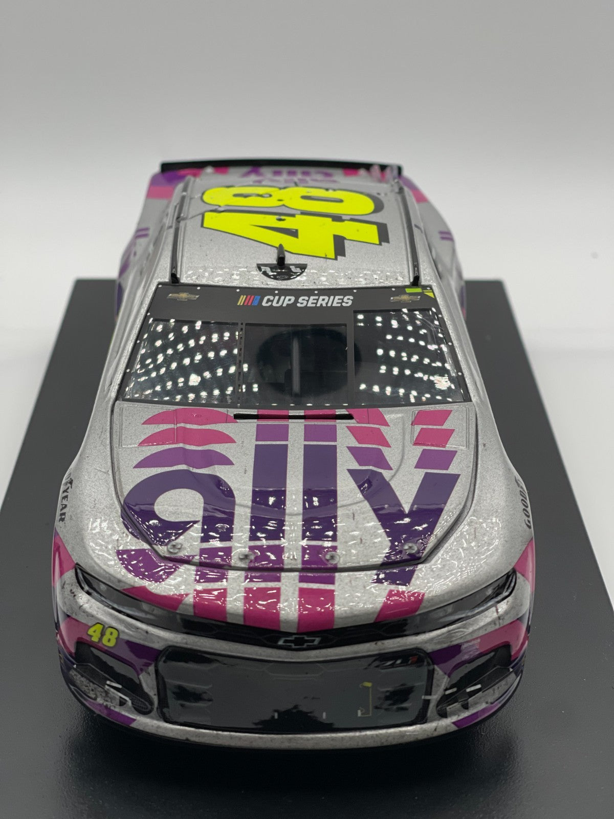 Jimmie Johnson #48 Ally Finale Race Version 2020 Camaro ELITE 1:24 1/590 - original photograph 2