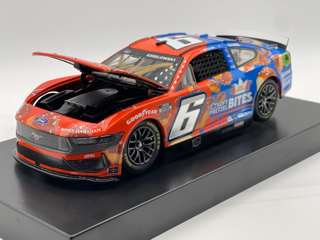 Brad Keselowski #6 King's Hawaiian Soft Pretzel Bites 2024 Mustang Auto 1/72