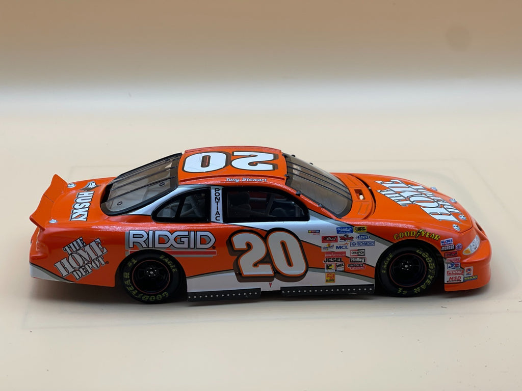 Tony Stewart #20 Home Depot 1999 Pontiac Clear Window Bank 1:24 NASCAR Diecast - original photograph 5