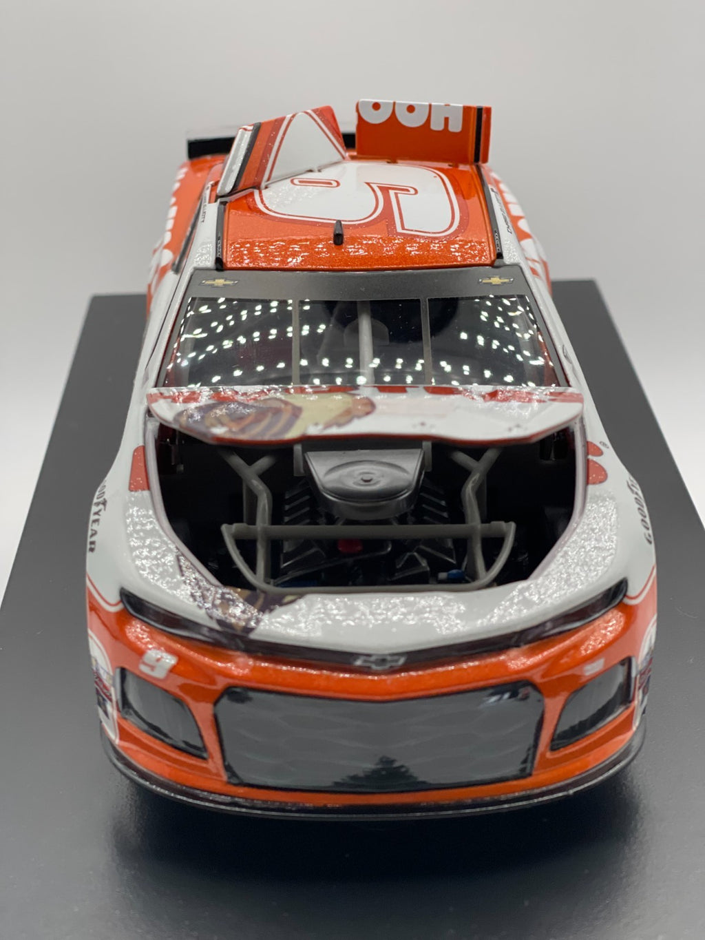 Chase Elliott #9 Hooters 2019 Camaro ZL1 1:24 NASCAR Diecast 1 of 2029