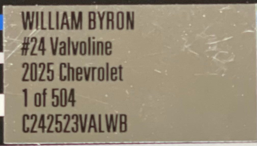 William Byron #24 Valvoline 2025 Chevrolet 1:24 NASCAR 1/504 DIN 366 - original photograph 9