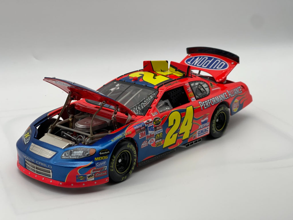 Jeff Gordon #24 DuPont Performance Alliance 2005 Monte Carlo ELITE 1:24 1/1500