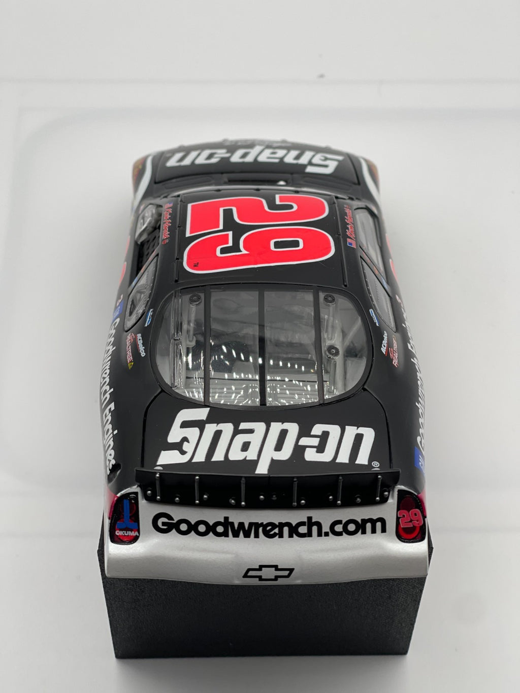 Kevin Harvick #29 Snap-On 2004 Monte Carlo 1:24 NASCAR Diecast - original photograph 6