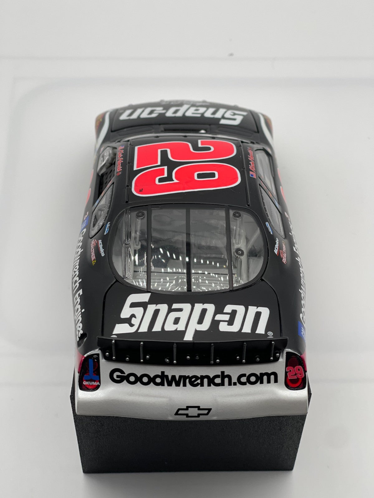 Kevin Harvick #29 Snap-On 2004 Monte Carlo 1:24 NASCAR Diecast - original photograph 6