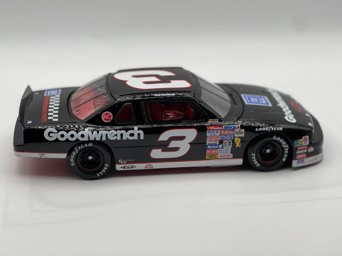 Dale Earnhardt #3 GM Goodwrench 1990 Lumina 4X Champion 1:24 NASCAR - original photograph 6