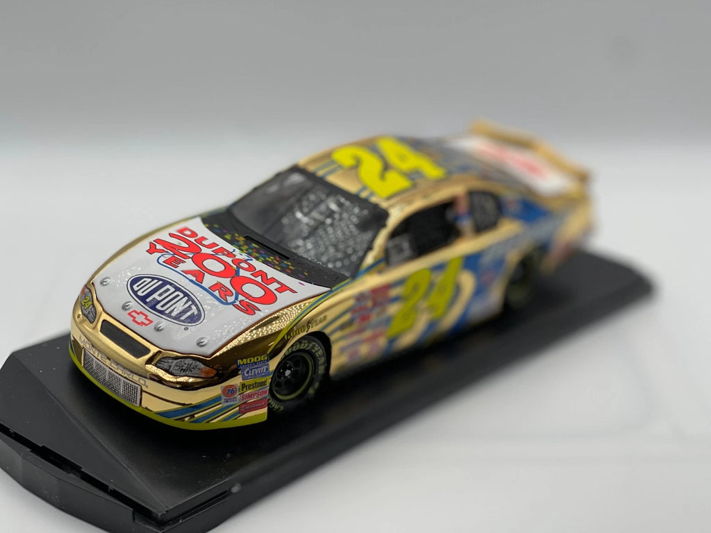 Jeff Gordon #24 DuPont 200th Anniversary 2002 Monte Carlo Gold Chrome 1/2508 - original photograph 3