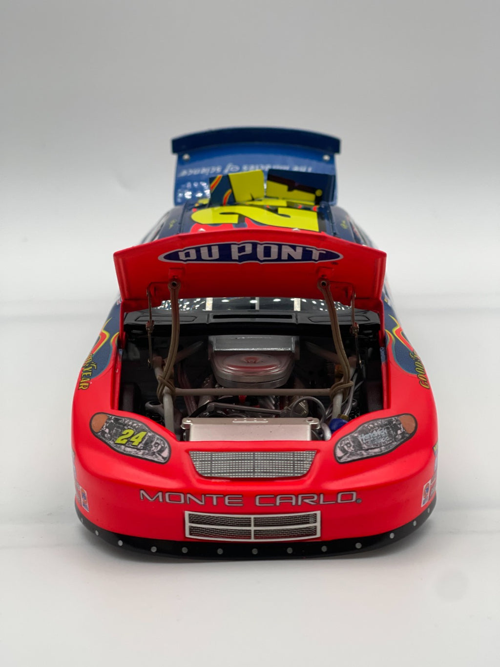 Jeff Gordon #24 DuPont 2003 Monte Carlo ELITE 1 of 3624 DIN 3103