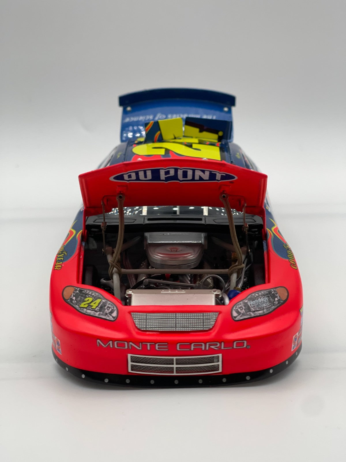 Jeff Gordon #24 DuPont 2003 Monte Carlo ELITE 1 of 3624 DIN 3103