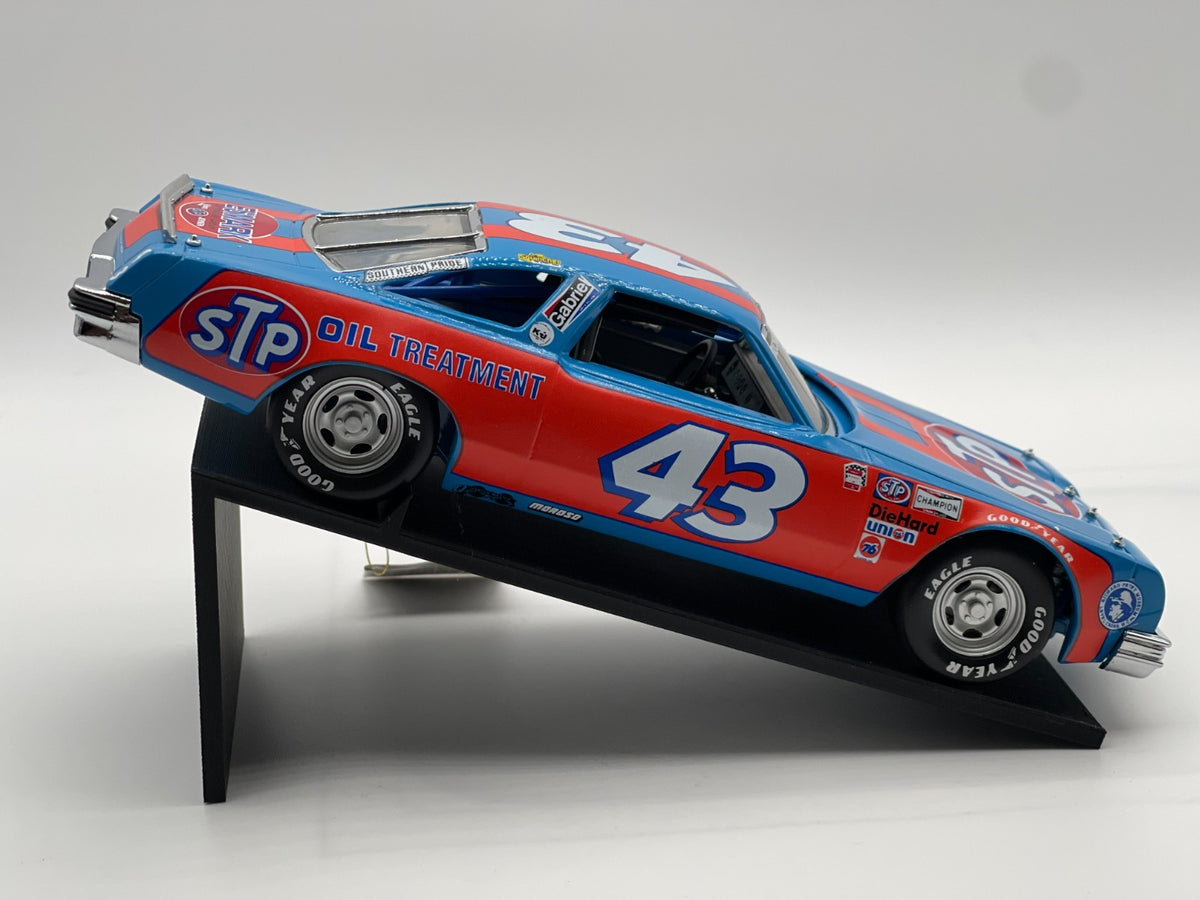 Richard Petty #43 STP 1979 Oldsmobile 442 Franklin Mint 1:24 Daytona 500