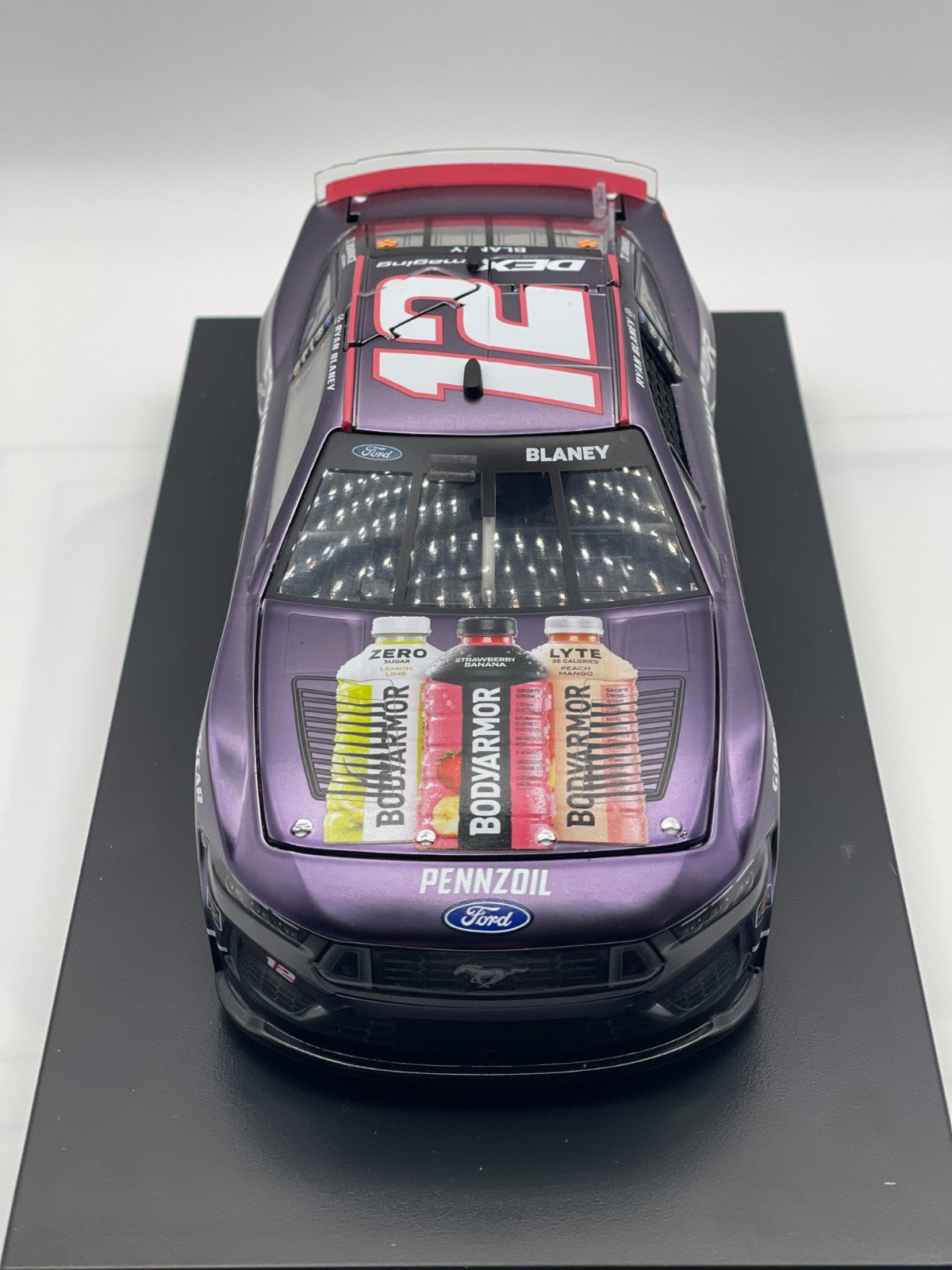 Ryan Blaney #12 BodyArmor Black 2025 Mustang Color Chrome 1:24 1/72 DIN 10 - original photograph 3