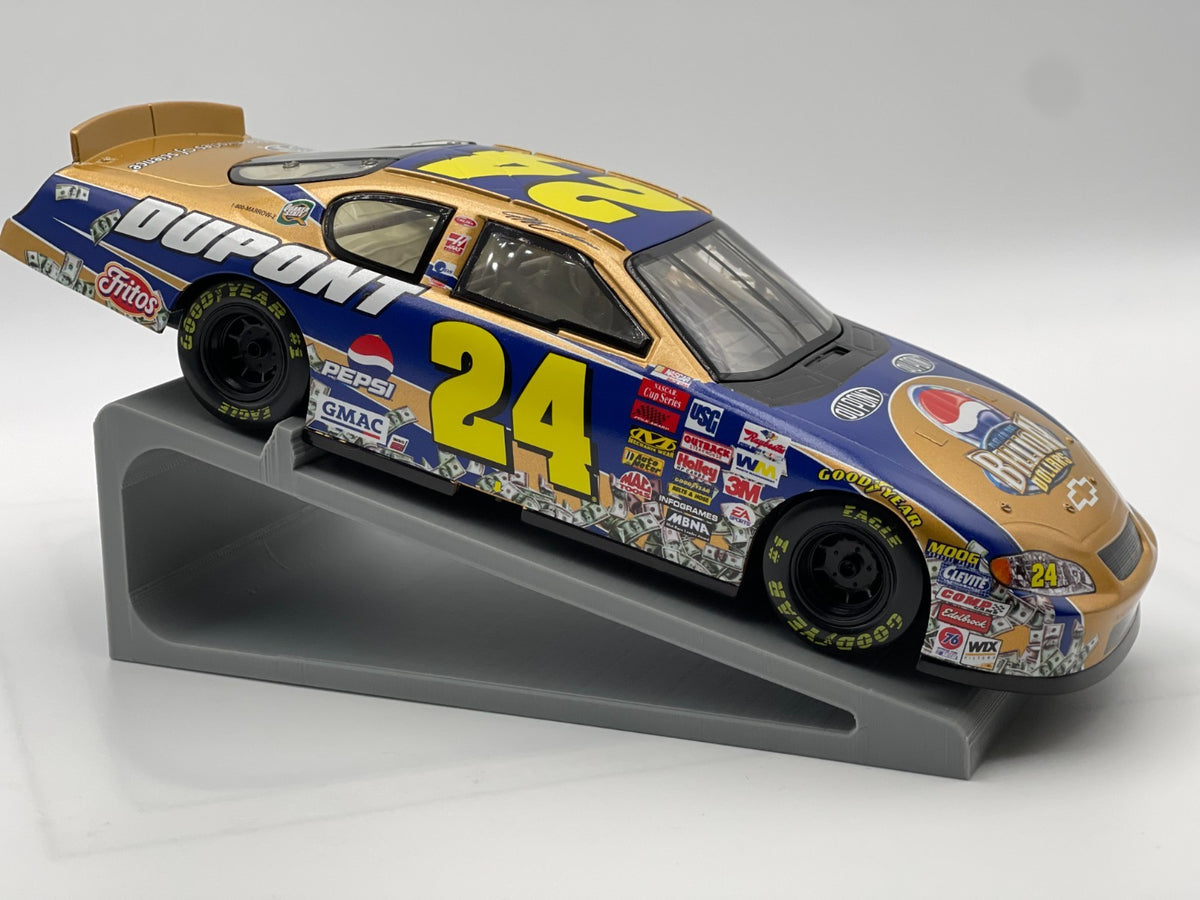 Jeff Gordon #24 DuPont Pepsi Billion Dollar 2003 Monte Carlo 1:24 NASCAR