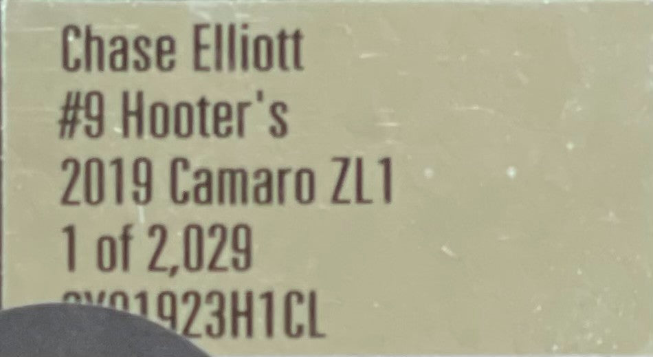 Chase Elliott #9 Hooters 2019 Camaro ZL1 1:24 NASCAR Diecast 1 of 2029