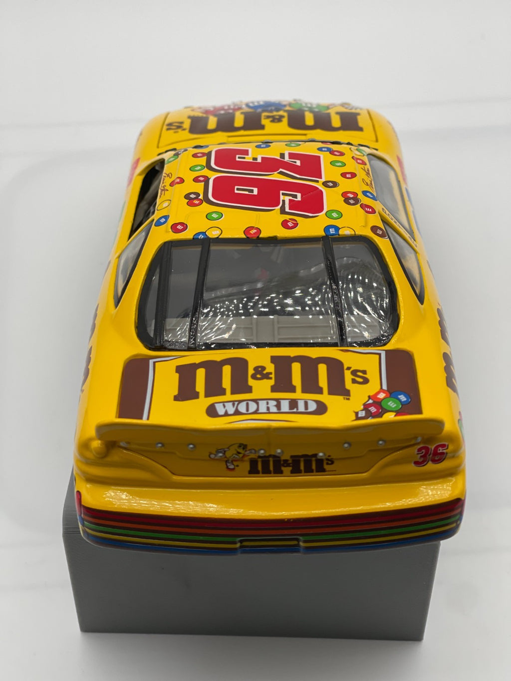Ernie Irvan #36 M&M's 1998 Pontiac Grand Prix 1:24 NASCAR Diecast 1 of 10000