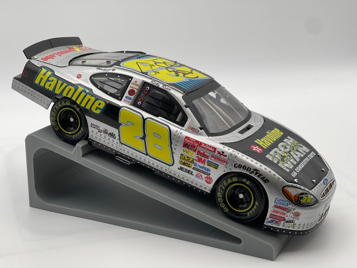 Ricky Rudd #28 Havoline Ironman 2002 Taurus ELITE Autographed 1:24 1/804