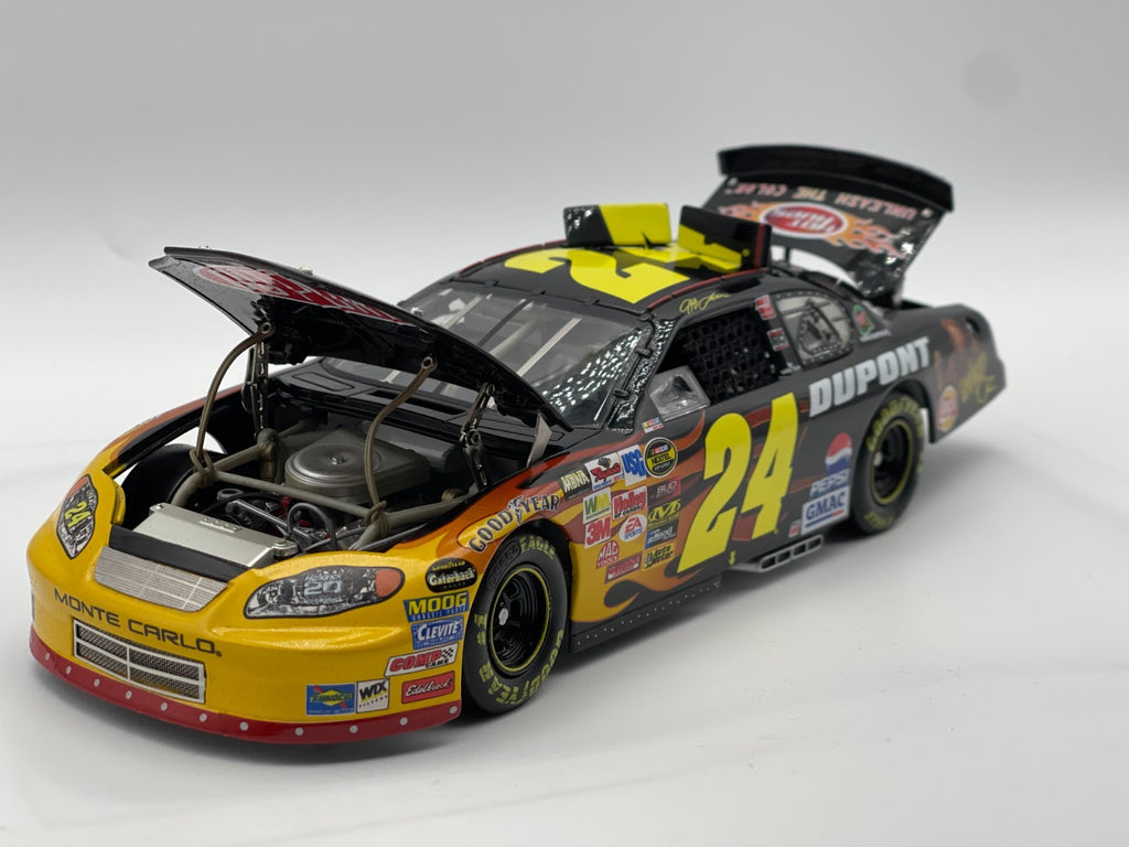 Jeff Gordon #24 DuPont / Wizard of Oz 2004 Monte Carlo ELITE 1:24 1/2700