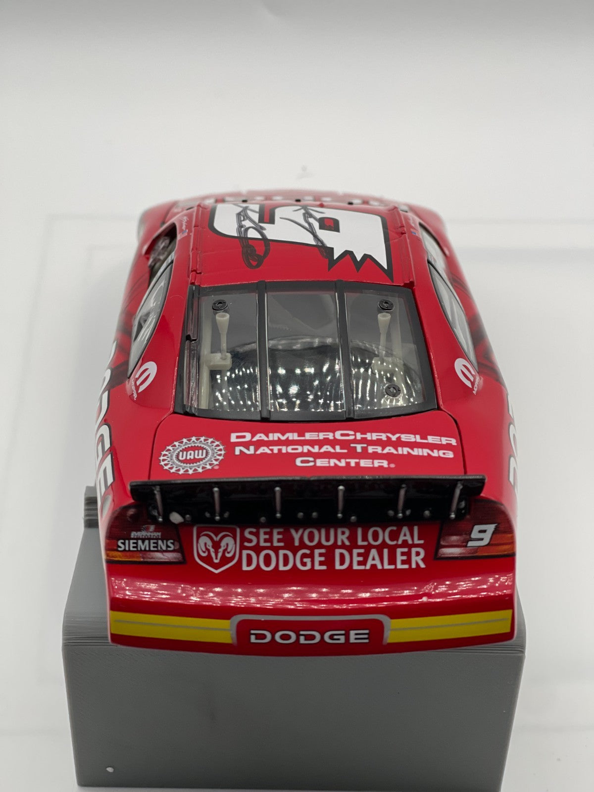 Kasey Kahne #9 Dodge Dealers Refresh 2004 Intrepid Autographed 1:24 Rookie Year