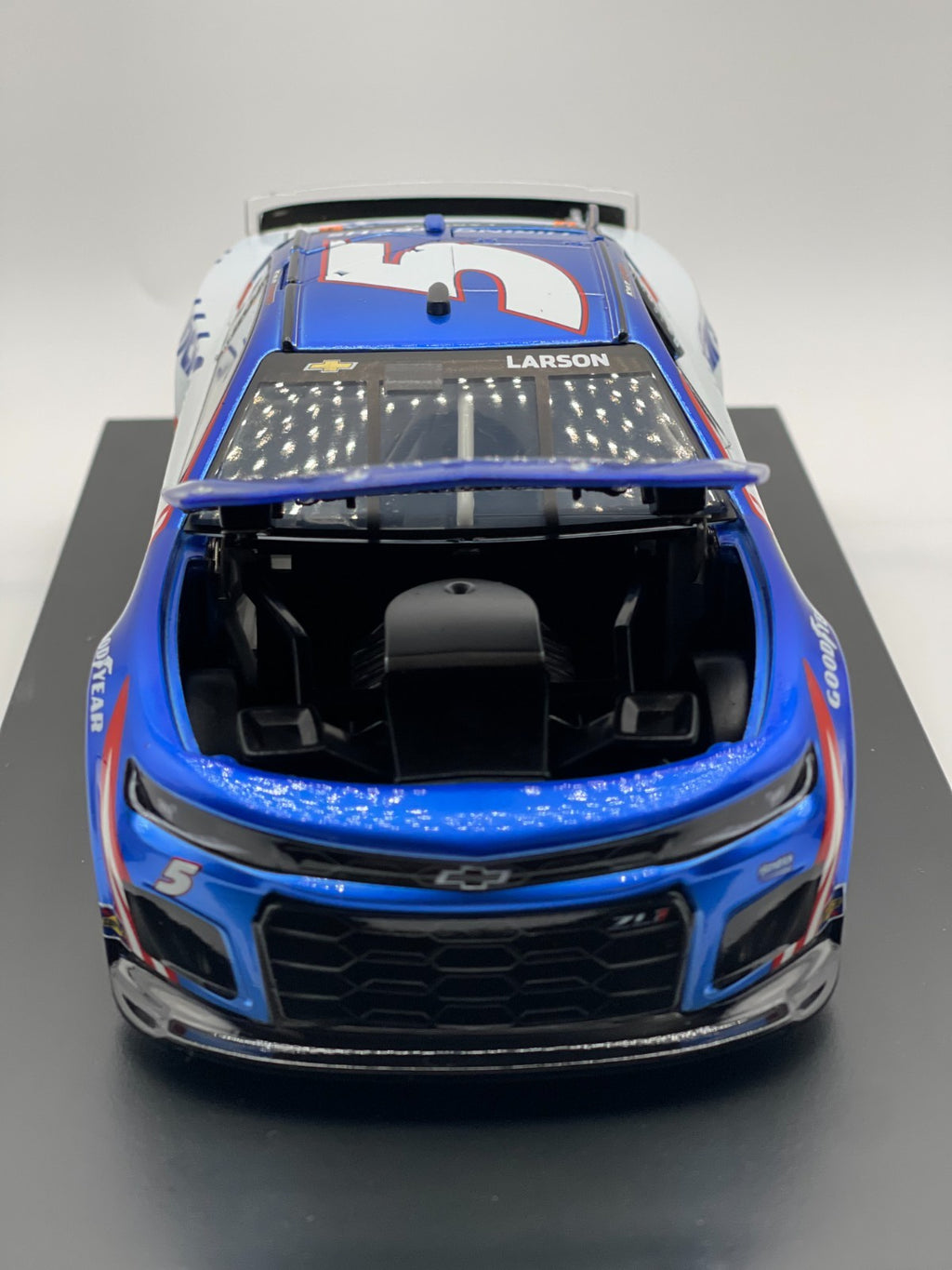 Kyle Larson #5 HendrickCars com 2024 Camaro ZL1 Liquid Color 1:24 1/48 DIN 36